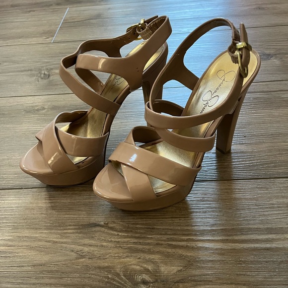 Jessica Simpson 6” Tan Strappy Heels Size 9.5 - Picture 2 of 9